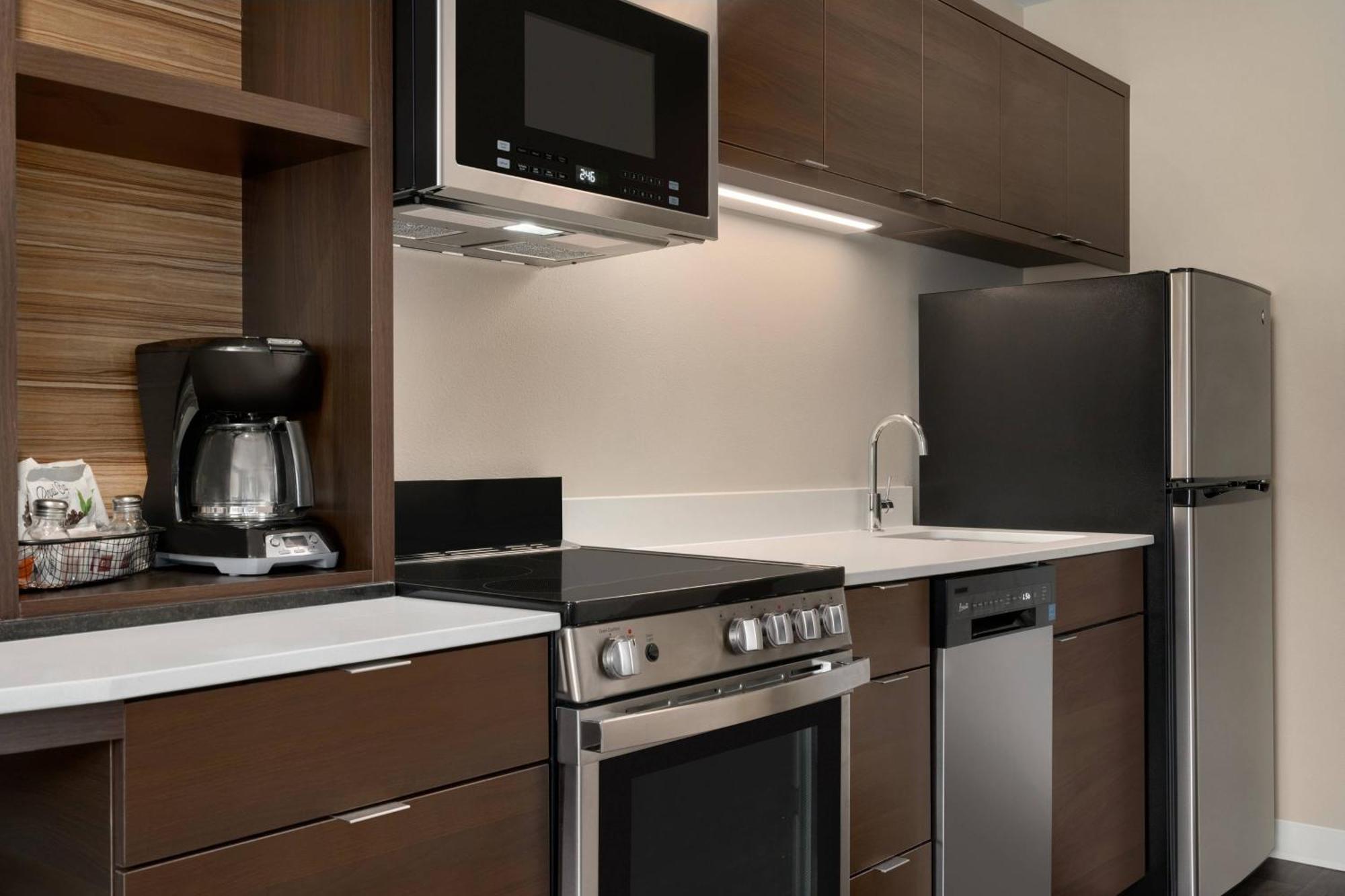 Towneplace Suites By Marriott Logan Bagian luar foto